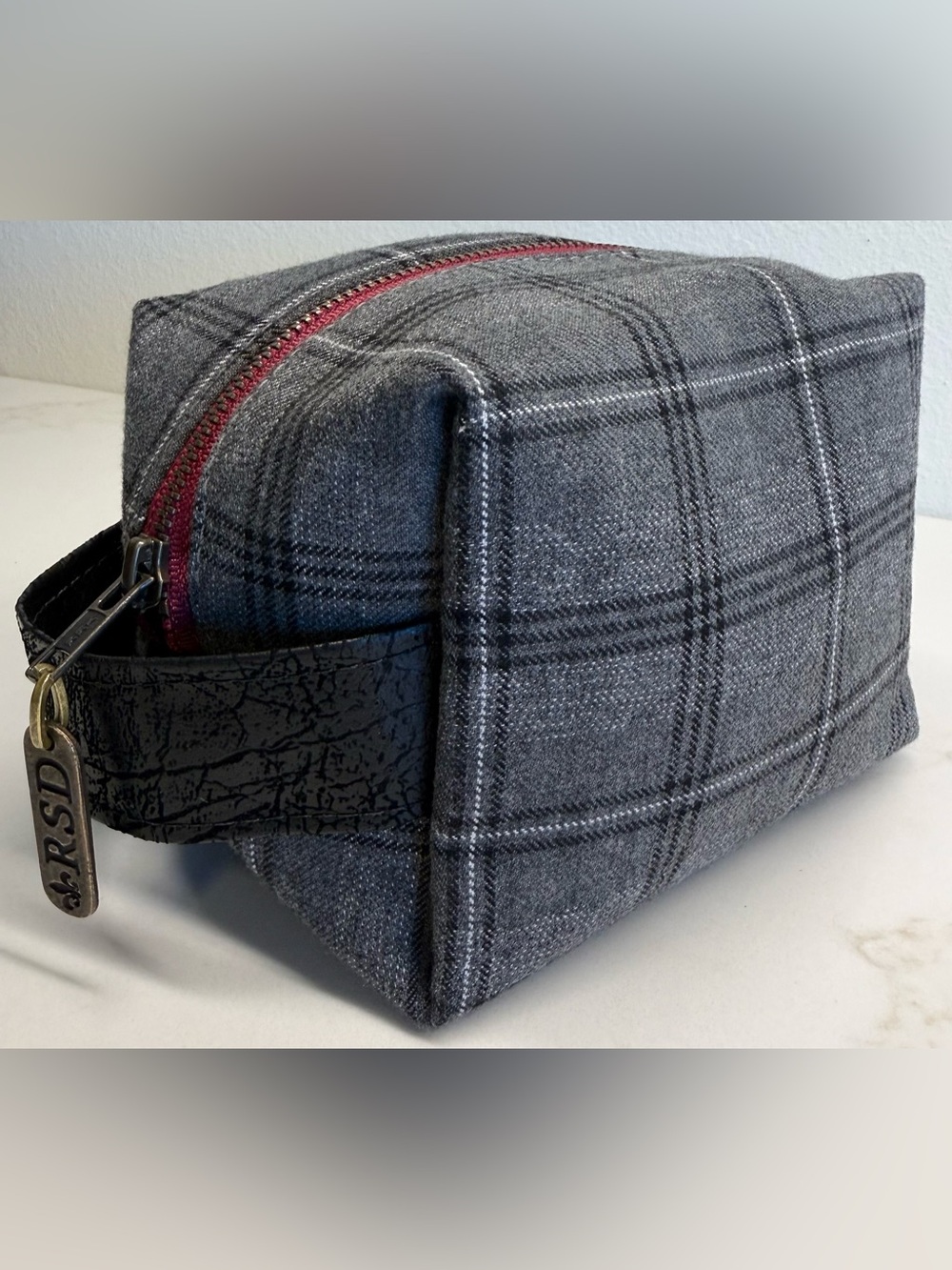 Rebekah Scott Designs Mini Cube Cosmetic Travel Bag Gray Plaid NWOT